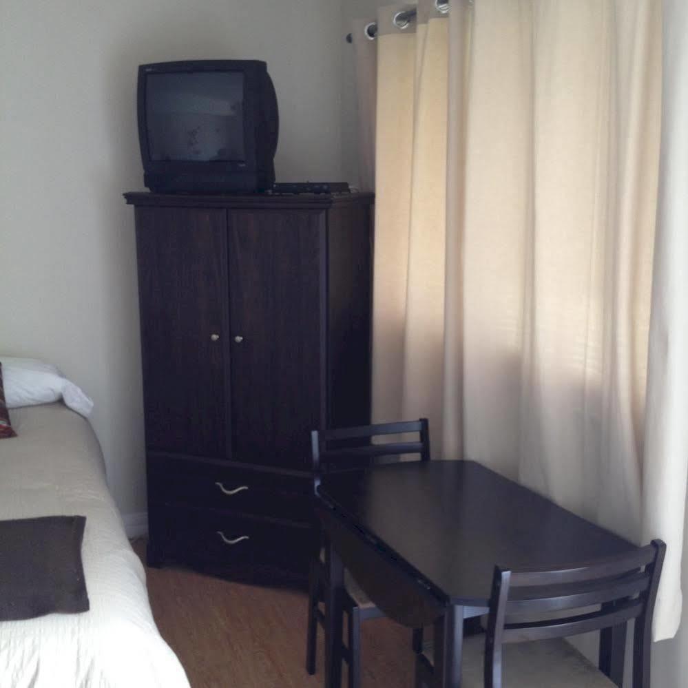 Motel de l'anse Port-Daniel Buitenkant foto